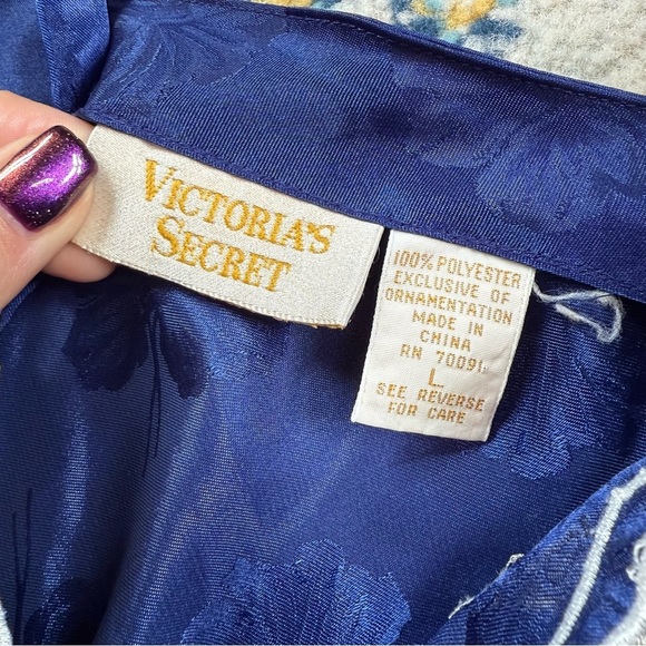 Vintage 80s Victoria’s Secret Royal Blue Floral Satin Flared Slip Dress - Picture 8 of 9